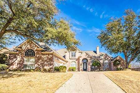 827 Hills Creek Drive McKinney, TX 75072