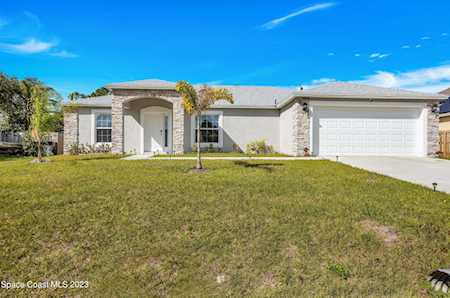 146 NE Aviation Avenue Palm Bay, FL 32907