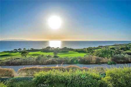3200 La Rotonda Dr #203 Rancho Palos Verdes, CA 90275
