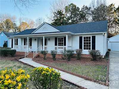 5834 Carmel Station Ave Charlotte, NC 28226