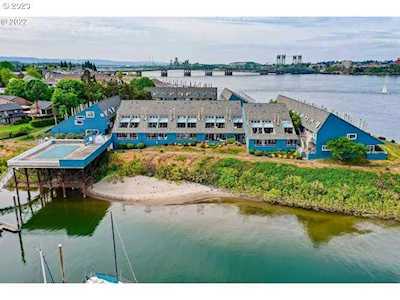 103 N Hayden Bay DR Portland, OR 97217