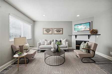 809 N Spurgeon St #10 Santa Ana, CA 92701