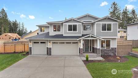 419 Stevens St Steilacoom, WA 98388
