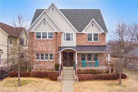 308 SW 3rd St Bentonville, AR 72712