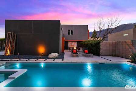 484 Chelsea Dr Palm Springs, CA 92262