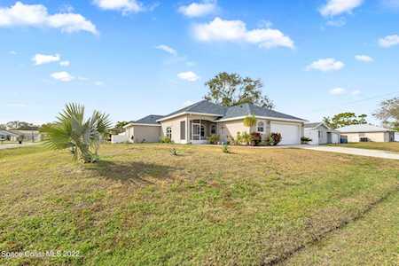 534 NE Bounty Avenue Palm Bay, FL 32907