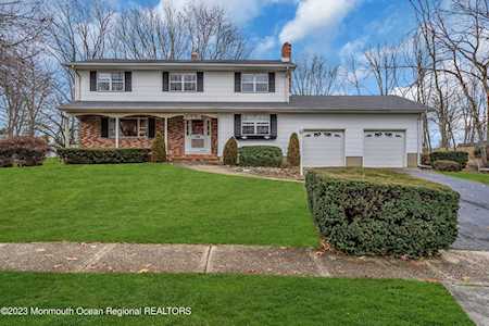 24 Brunswick Dr Howell, NJ 07731