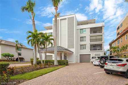 910 Panama Ct #201 Marco Island, FL 34145