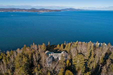 92 Weeks Rd Owls Head, ME 04854