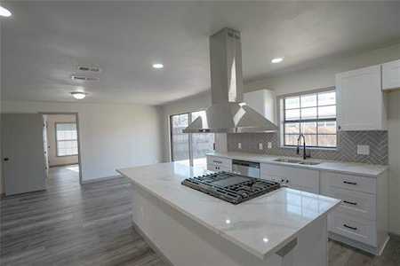 2029 Glenda Avenue Haltom City, TX 76111