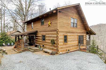 206 Thorn Tree Dr Boone, NC 28607