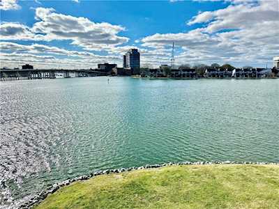 30 Brough Ln #304 Hampton, VA 23669