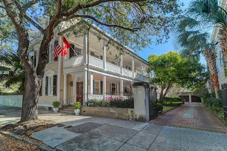 38 Meeting St Charleston, SC 29401