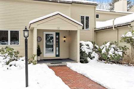 30 Monadnock Dr #30 Westford, MA 01886