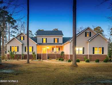 711 Island Drive Chocowinity, NC 27817