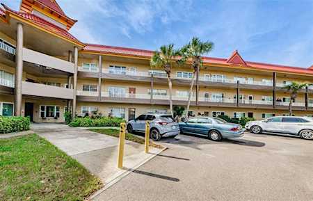 2403 Finlandia Ln #33 Clearwater, FL 33763