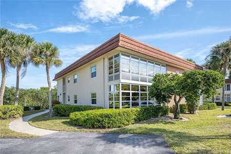 28 Vista Gardens Trl Vero Beach, FL 32962
