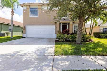 607 NW Stanford Lane Port Saint Lucie, FL 34983