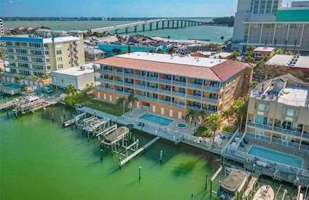 692 Bayway Blvd #401 Clearwater, FL 33767