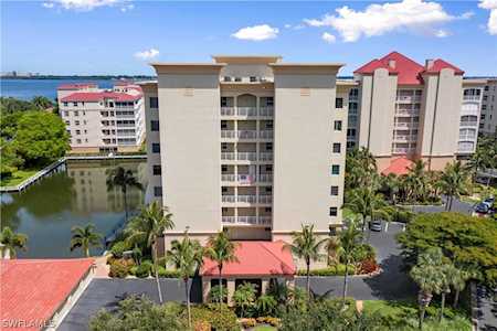 15140 Harbour Isle Dr #302 Fort Myers, FL 33908