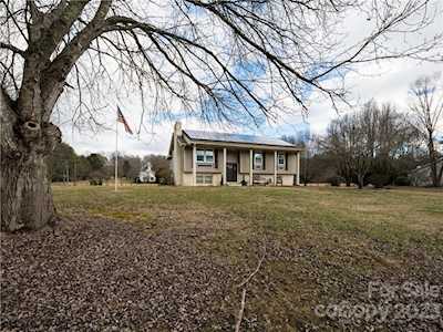 224 Pinner Rd Arden, NC 28704