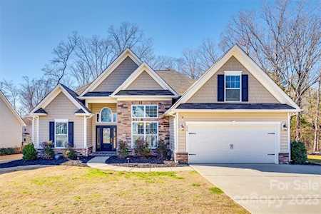 579 Daventry Ct Clover, SC 29710