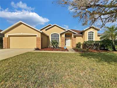 702 Via Bianca Dr Davenport, FL 33896