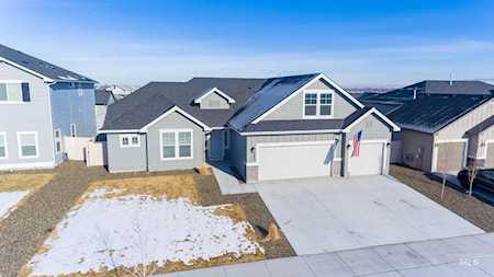 1960 W Henrys Fork Dr Meridian, ID 83642