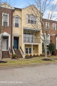 1104 Rose Hill Ln Louisville, KY 40299