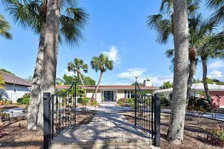 612 W Venice Ave Venice, FL 34285