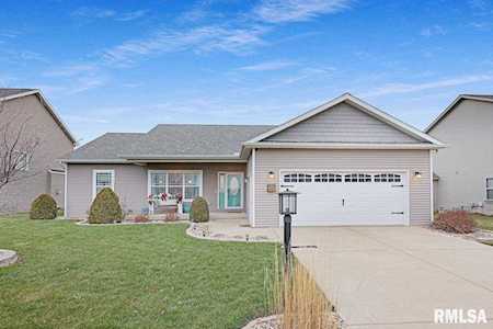 1721 Jadens Way Washington, IL 61571