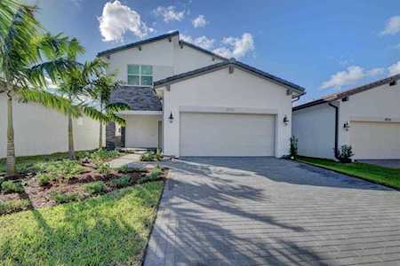 8920 Kingsmoor Way Lake Worth, FL 33467