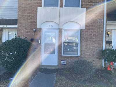 1521 Darren Circle Portsmouth, VA 23701