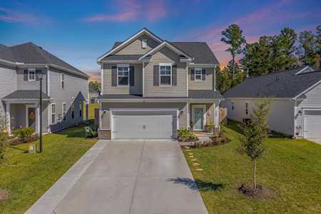 264 Bering Ln Summerville, SC 29486