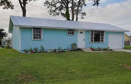 4702 SE Edison Avenue Stuart, FL 34997