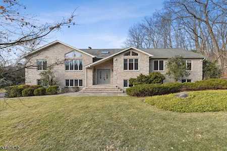 63 Taylortown Rd Montville Twp., NJ 07045