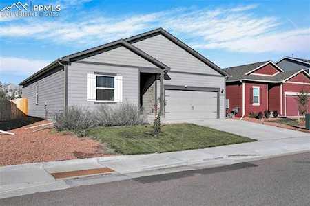 6222 Meadowbank Lane Colorado Springs, CO 80925