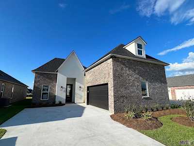2933 Woodgrove Way Baton Rouge, LA 70810