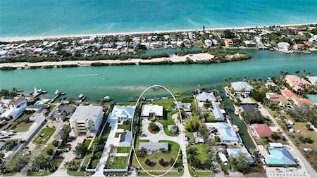 311 Bayshore Rd Nokomis, FL 34275