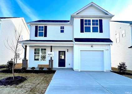 320 Sturgeon Street Smithfield, NC 27577