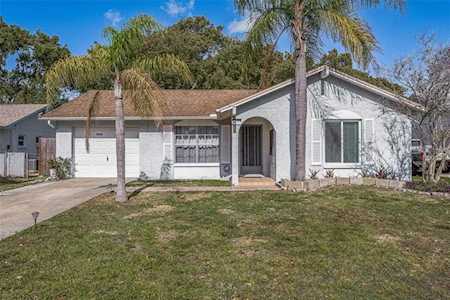 7449 Como Dr New Port Richey, FL 34655
