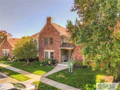 362 Wycoff Way East Brunswick, NJ 08816