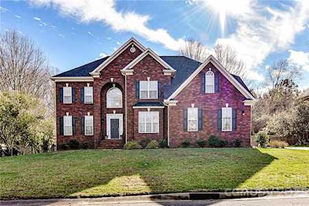 229 Limerick Dr Matthews, NC 28104