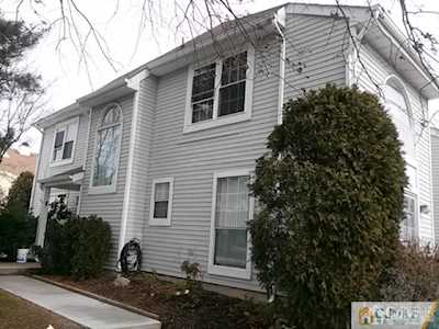 22 Borelle Square Sayreville, NJ 08859