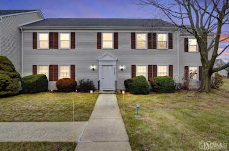 569 Old Nassau Road Monroe, NJ 08831