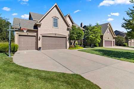 7714 W 145th Terrace Overland Park, KS 66223