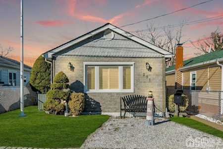 291 Norwood Avenue Old Bridge, NJ 08879