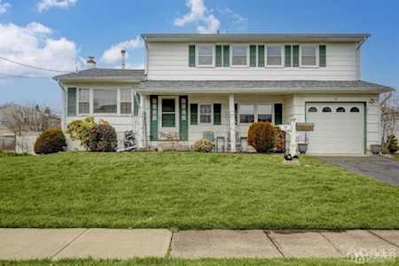 9 Goodfellow Drive Port Reading, NJ 07064