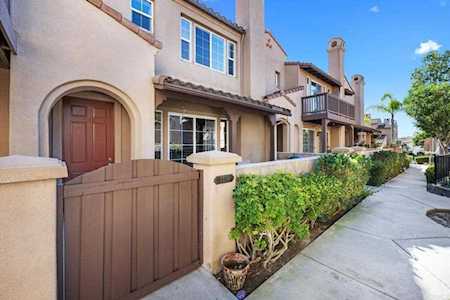 7739 Calle Andar Carlsbad, CA 92009