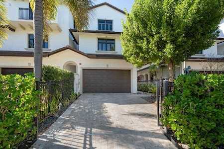 95 Isle of Venice Drive Fort Lauderdale, FL 33301